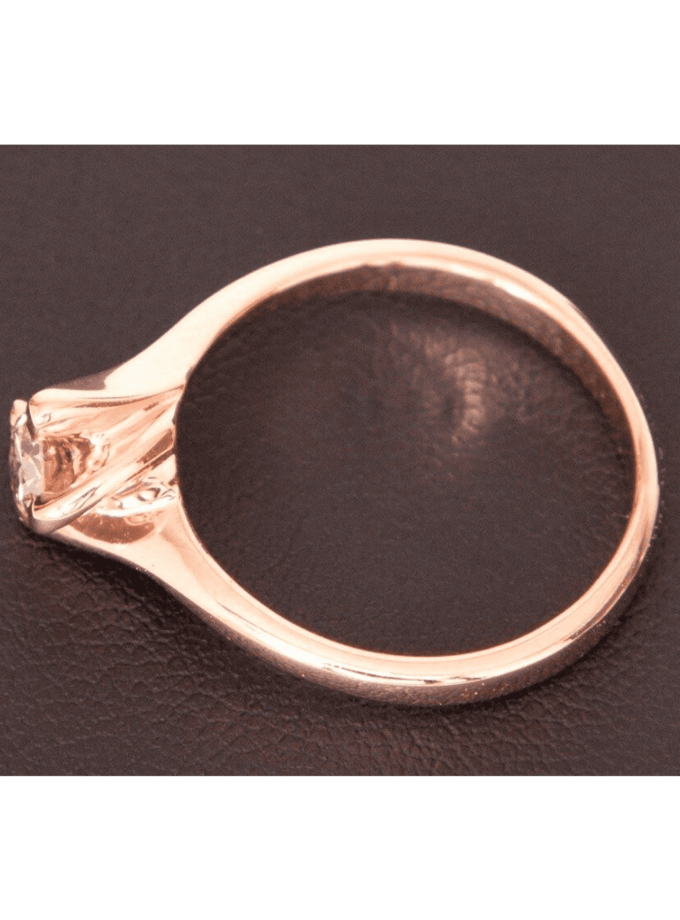 18K ROSE GOLD DIAMOND SOLITAIRE LADIES RING